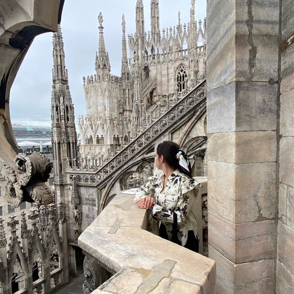 Meet your Posher, Natalie - Picture 3 of 3